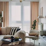 In The Clouds Luxury Cozy Lägenhet